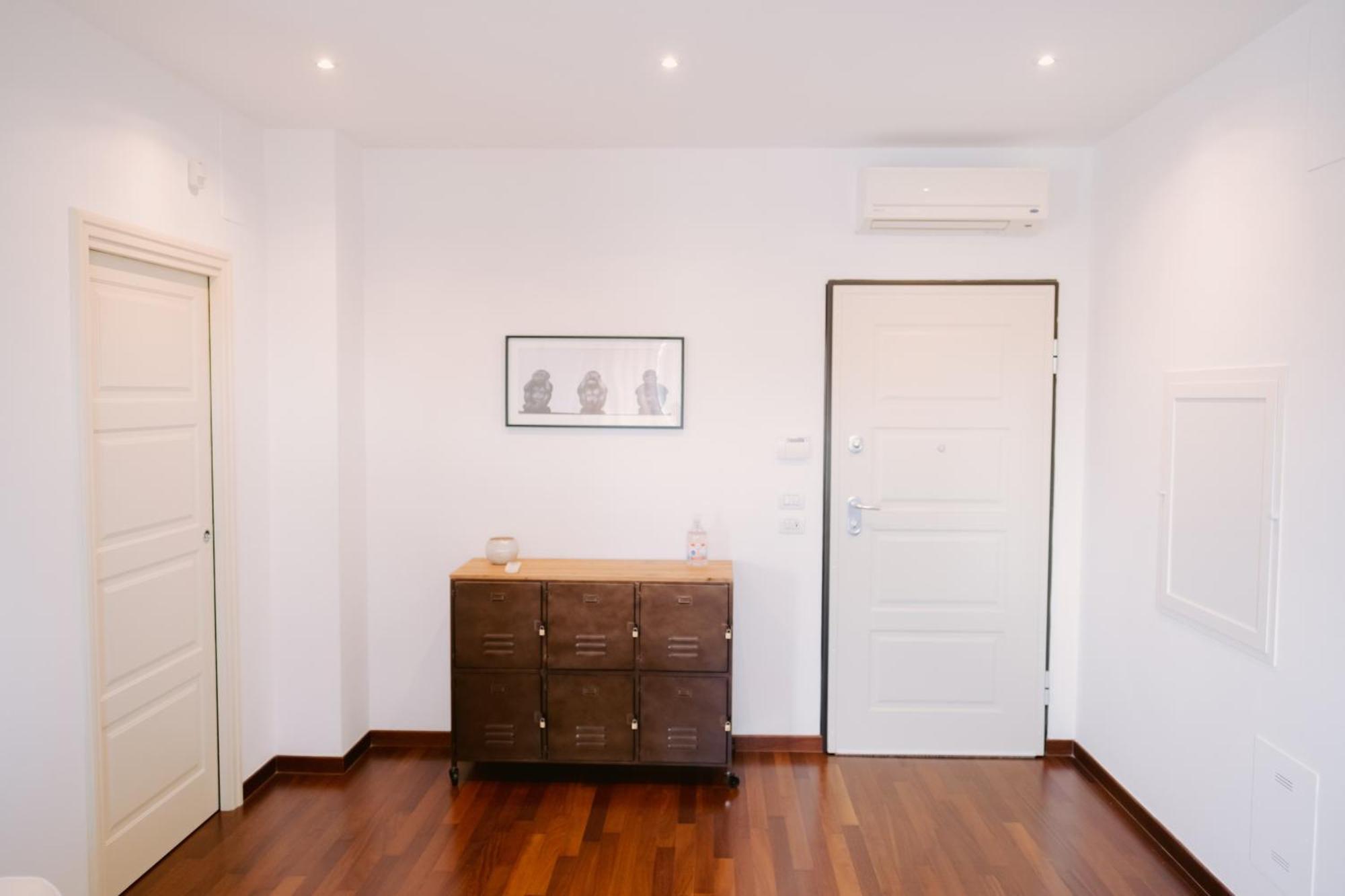 Central Apartment Bari Exterior foto